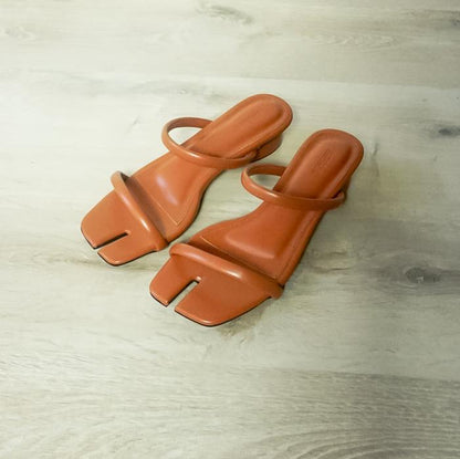 Alara Sandals