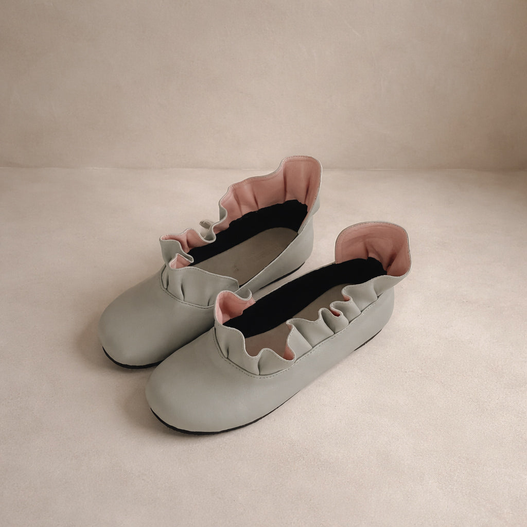 Chloe Flat