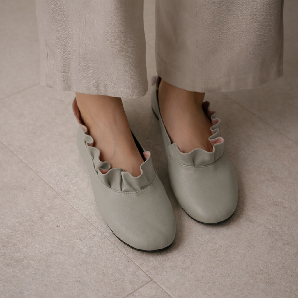 Chloe Flat