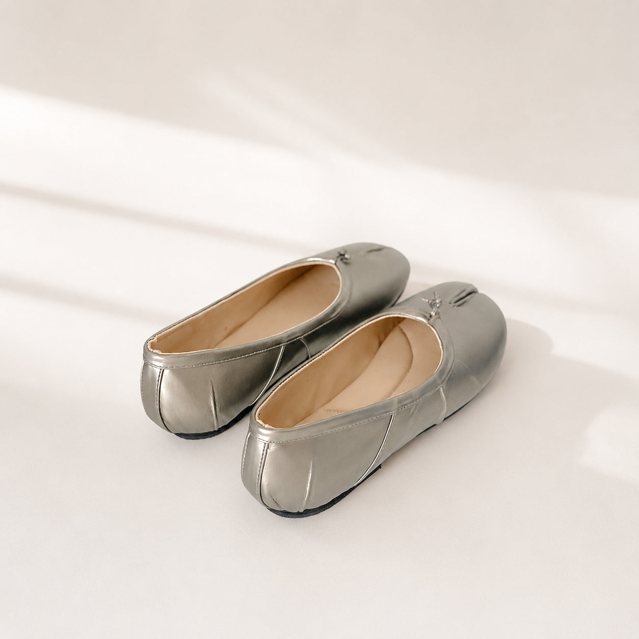 Sui Tabi Flat