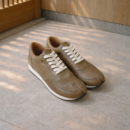 Gin Sneakers Tabi