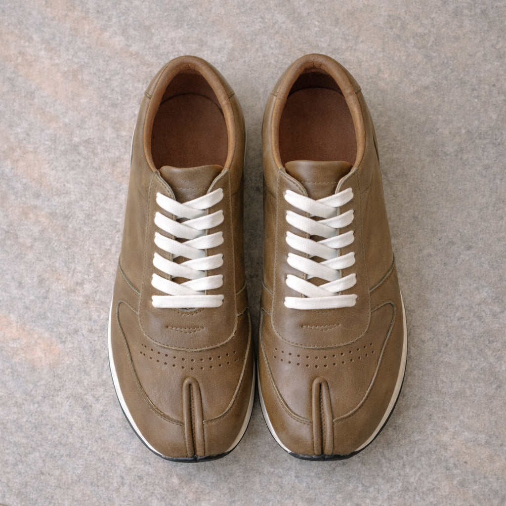 Gin Sneakers Tabi