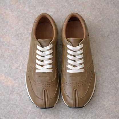 Gin Sneakers Tabi