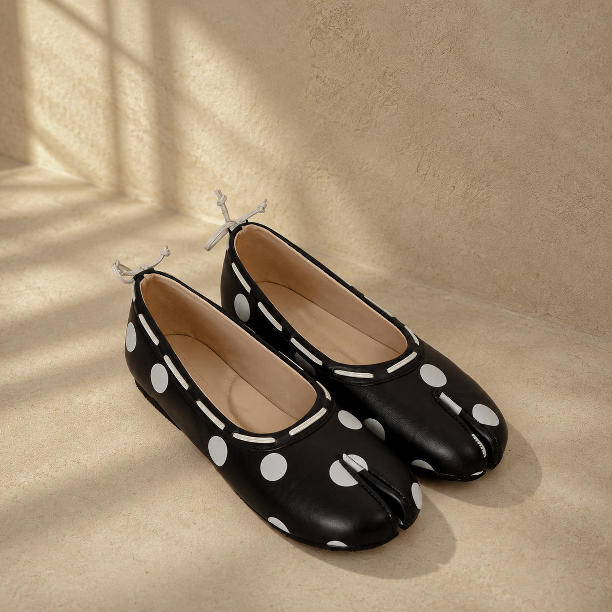 Noa Tabi Flat