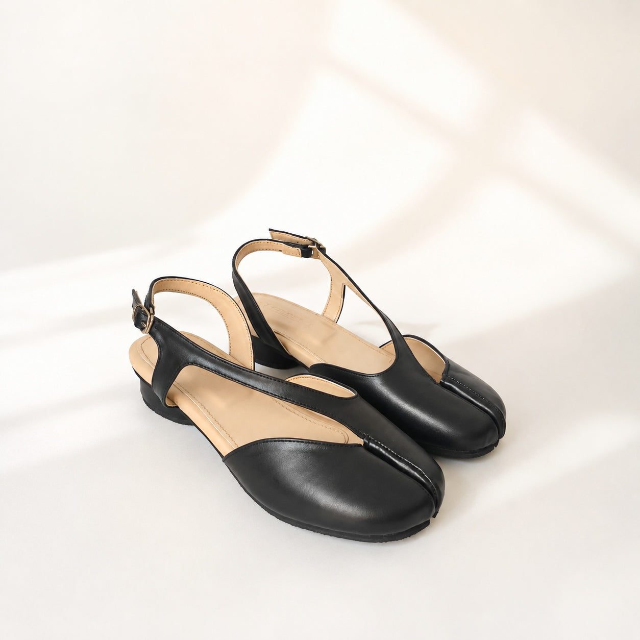 Hina Tabi Slingback
