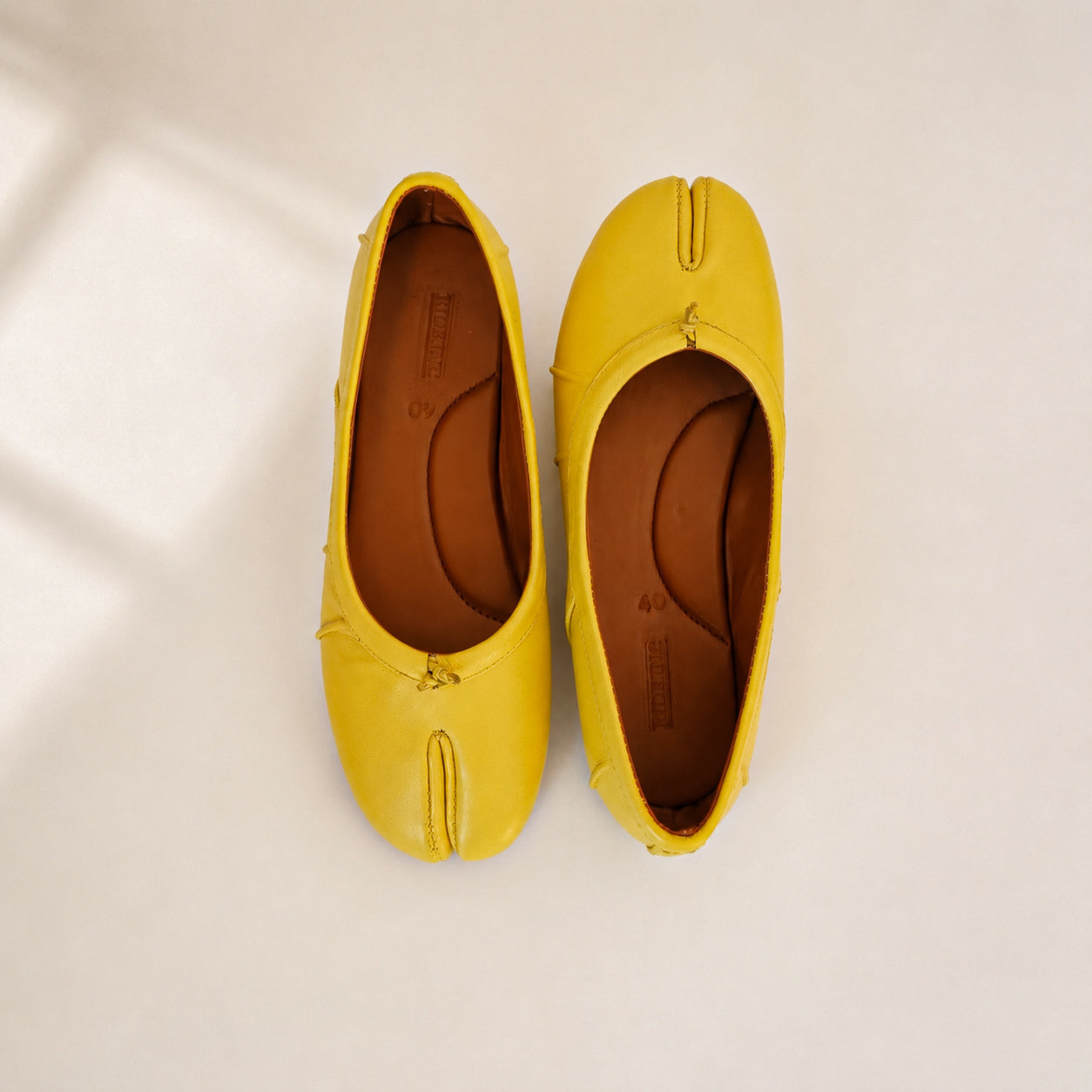 Sui Tabi Flat (Genuine Leather)