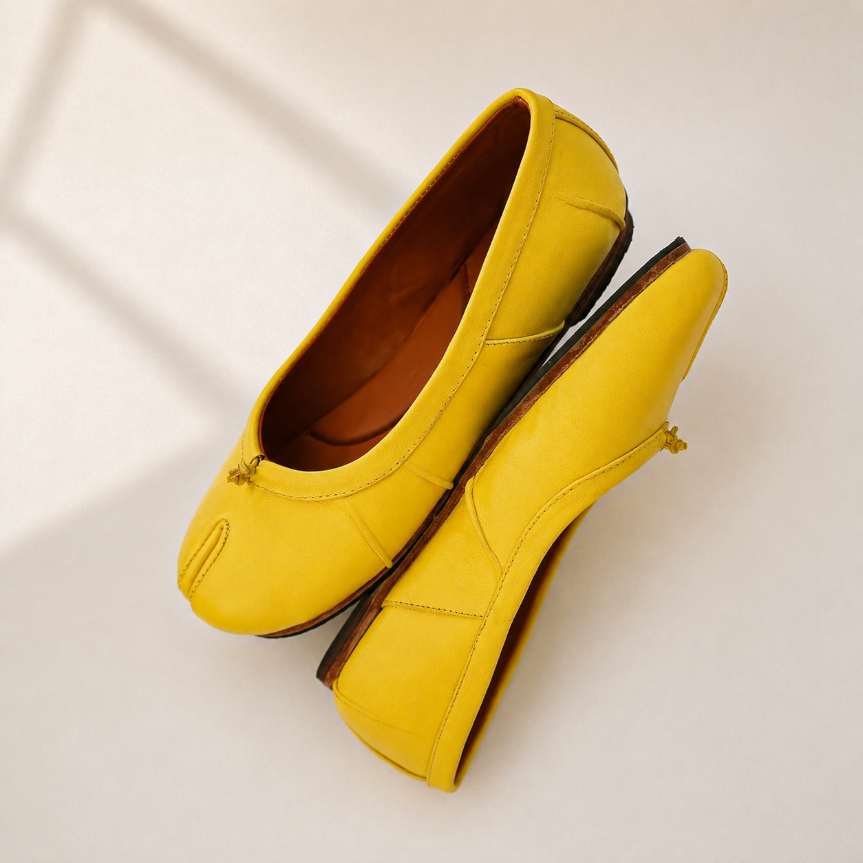 Sui Tabi Flat (Genuine Leather)