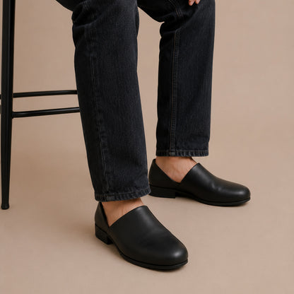 Noir Slip-On