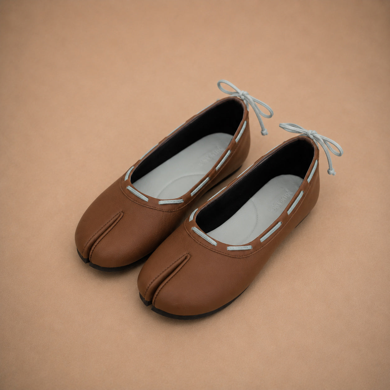 Noa Tabi Flat