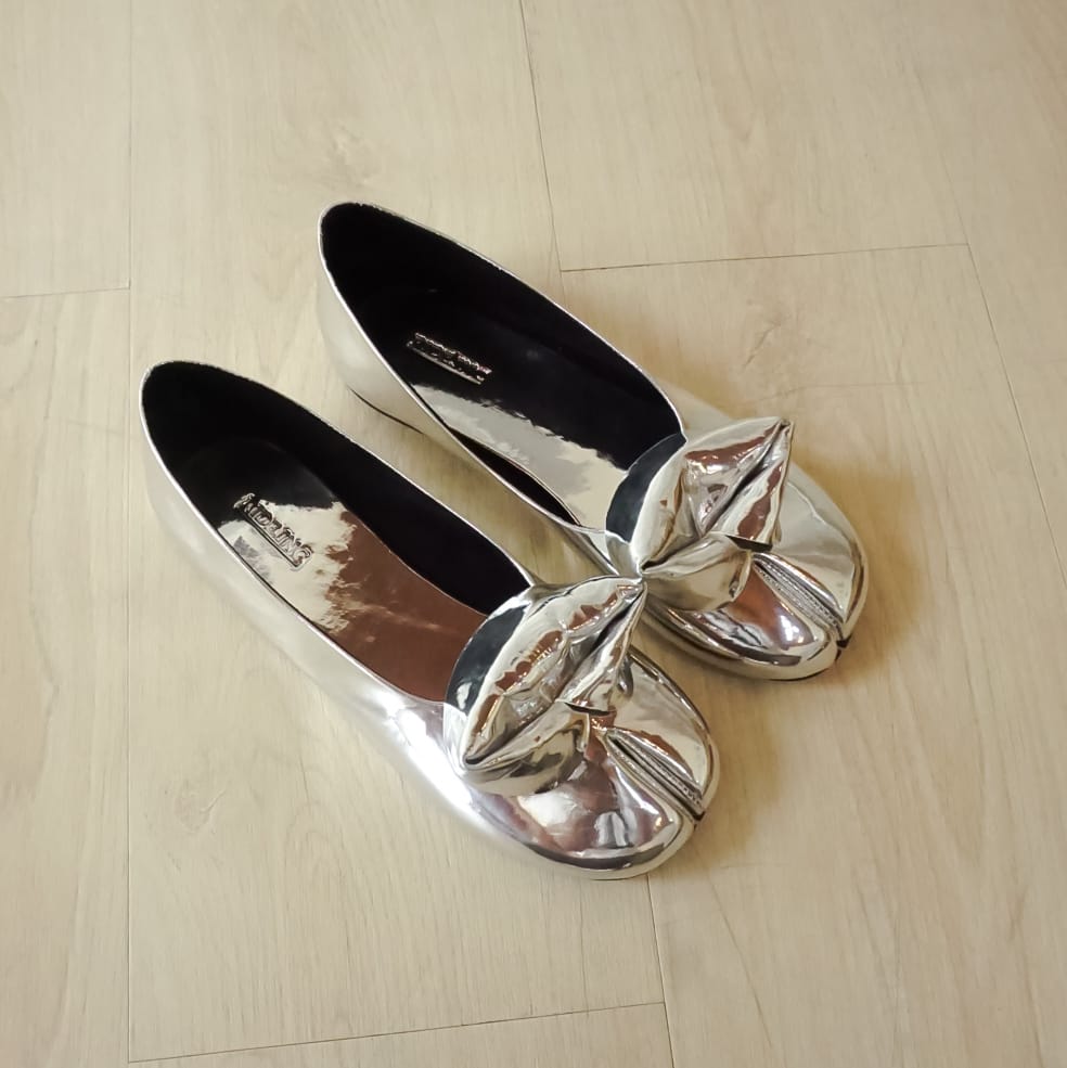 Keira Tabi Flat