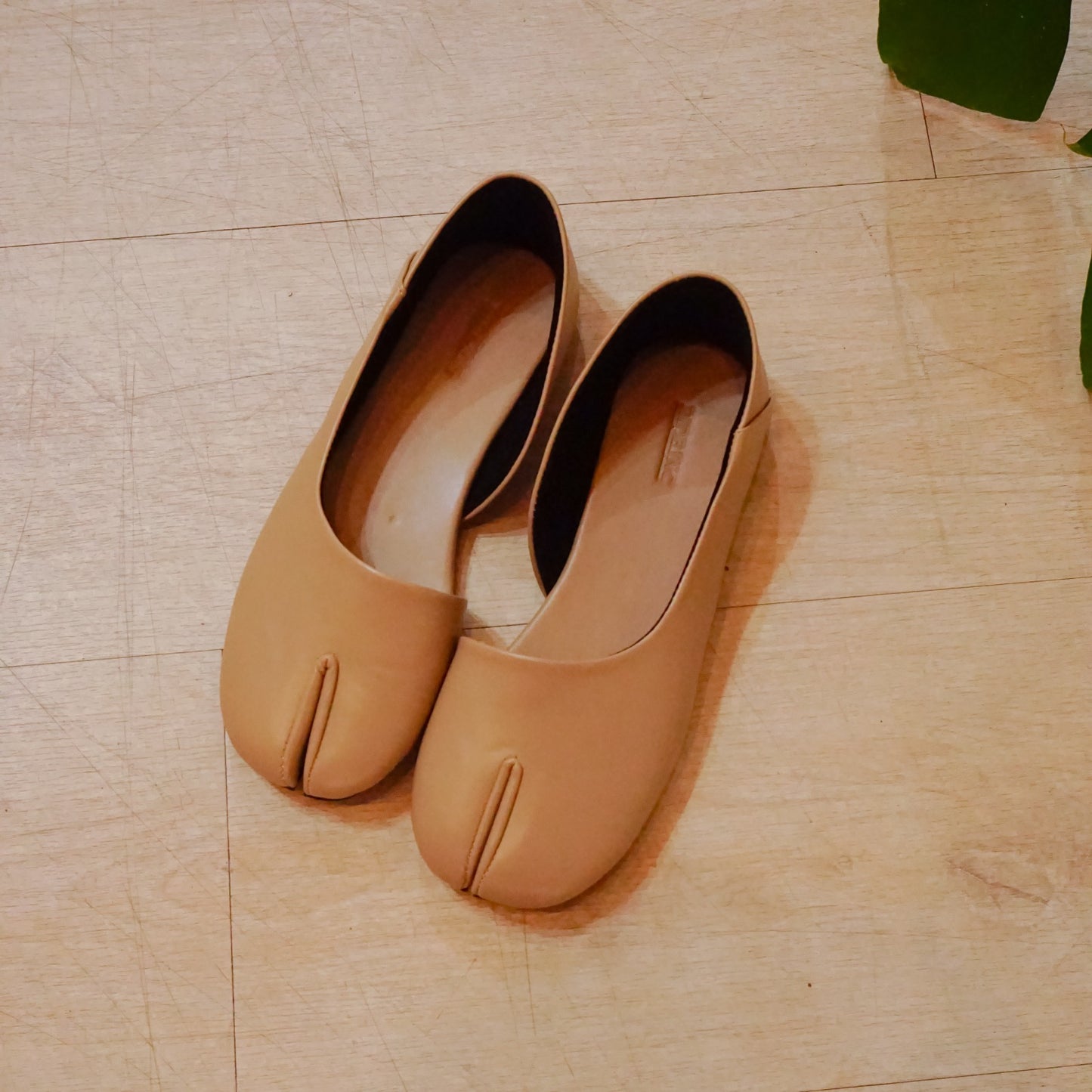 Nara Tabi Flat
