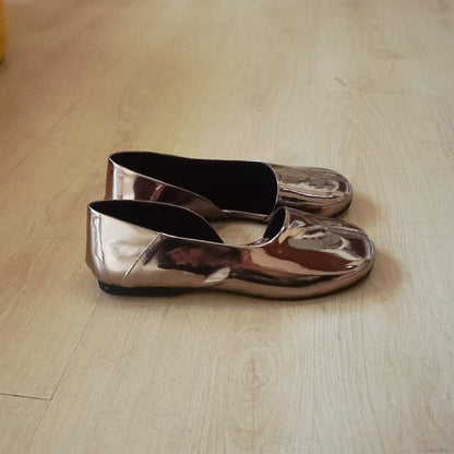 Nara Tabi Flat