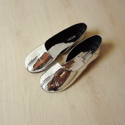 Nara Tabi Flat