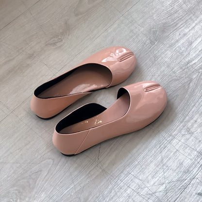 Nara Tabi Flat