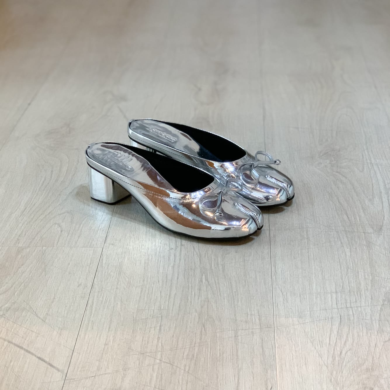 Ayumi Tabi Heels