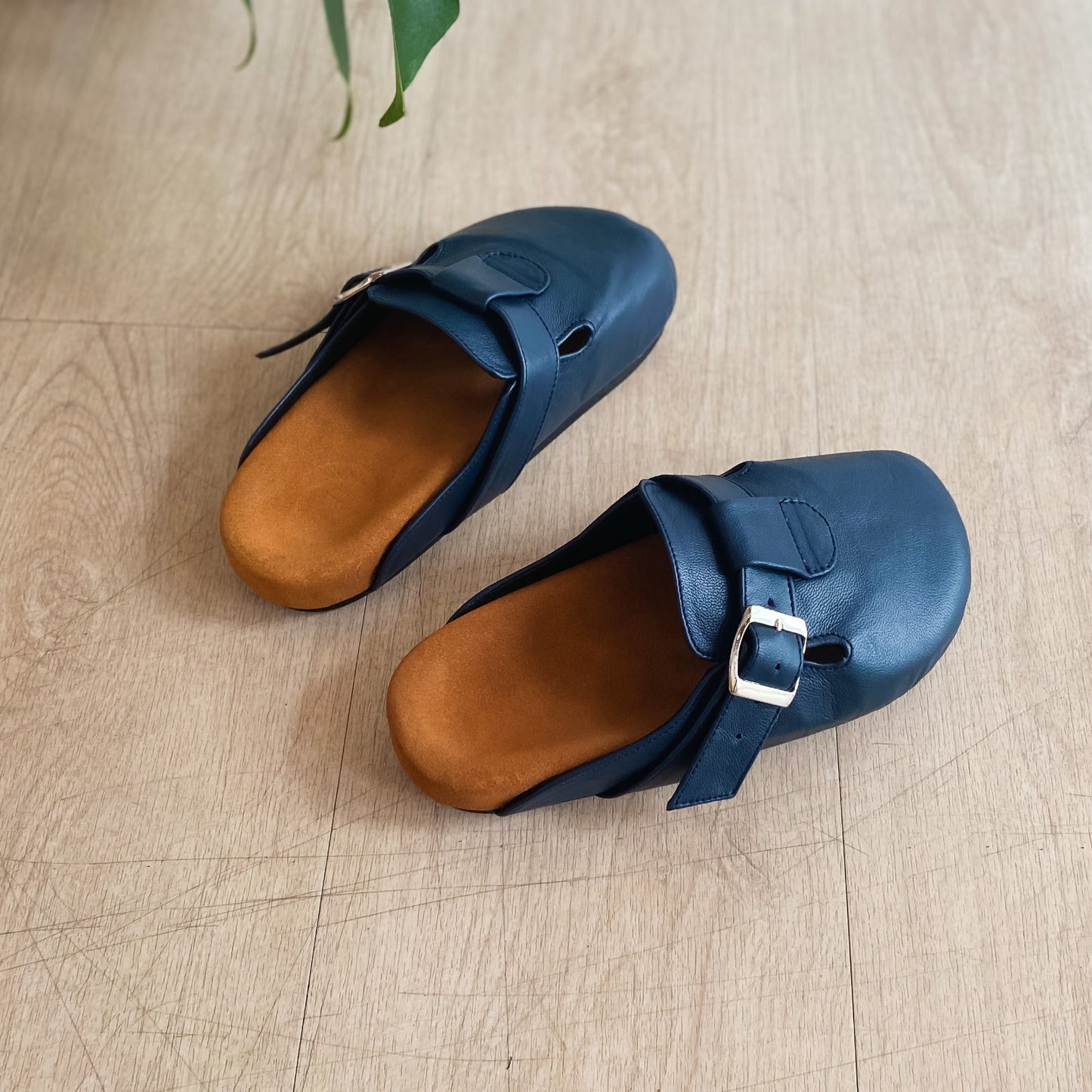 Vale Slipper