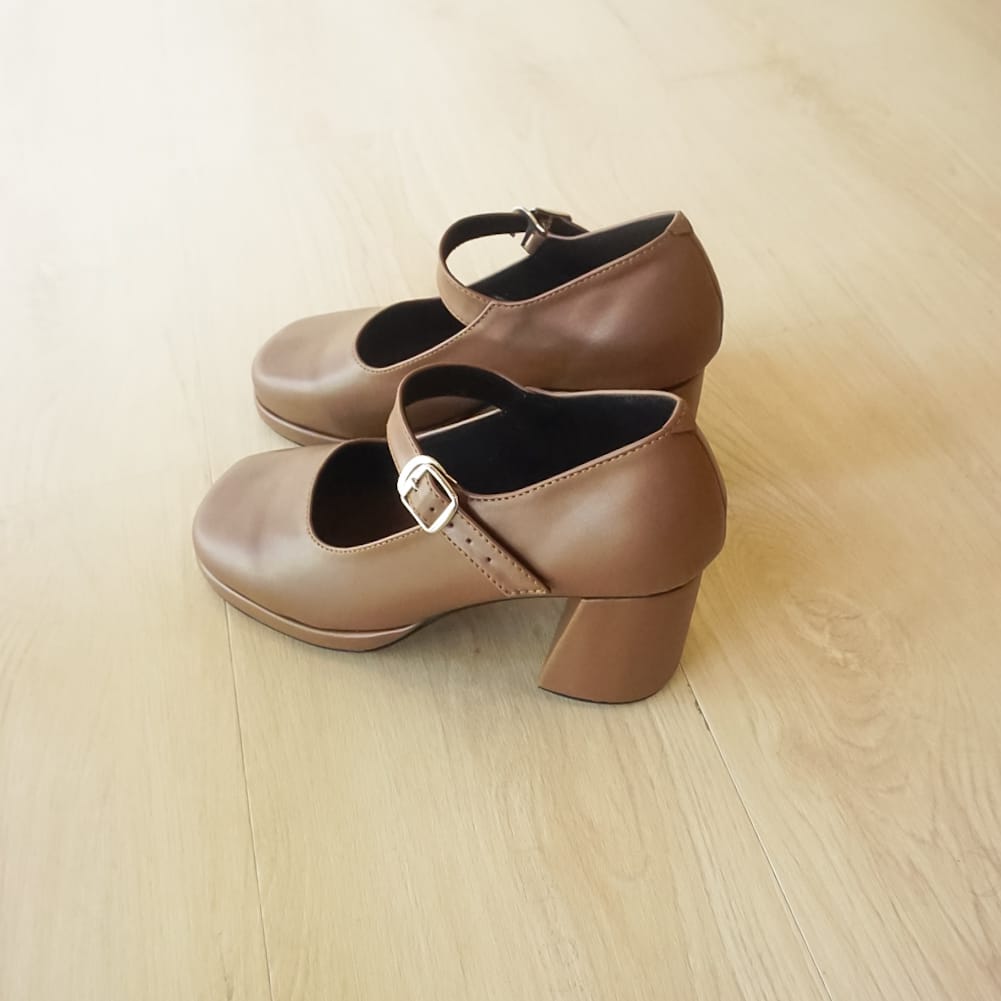 Amy Heels