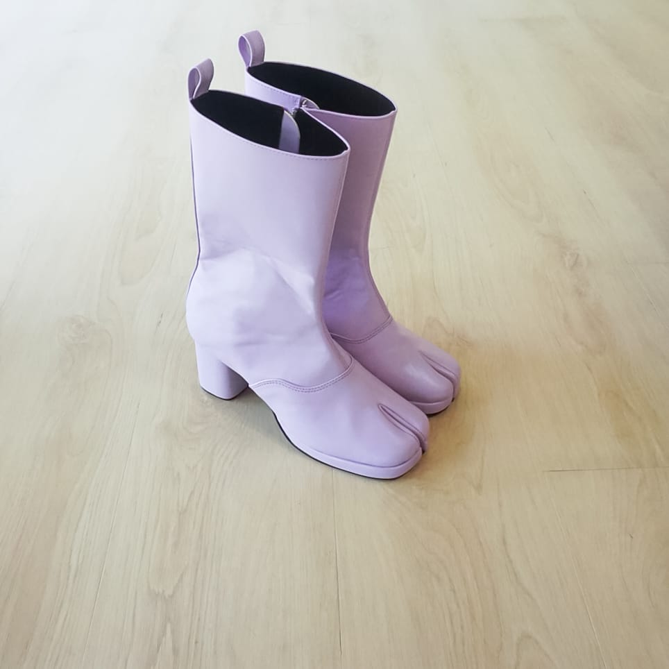 Junko Long Tabi Boots