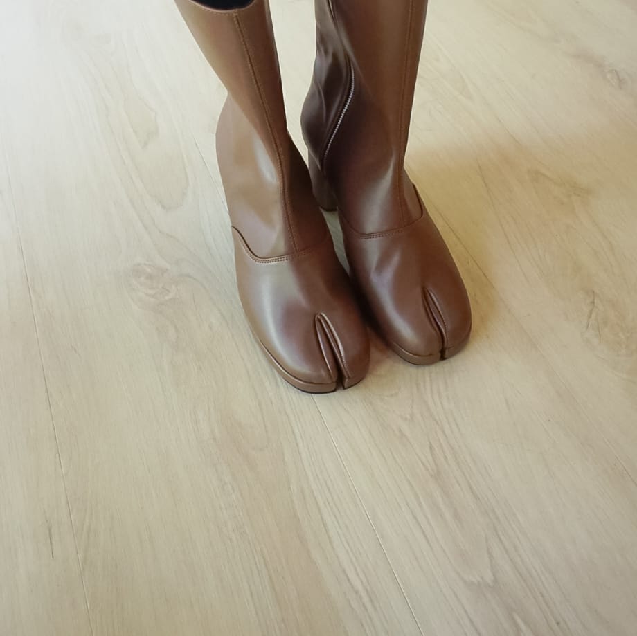 Junko Long Tabi Boots