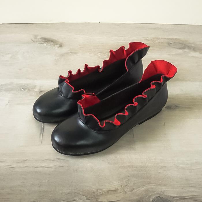 Chloe Flat