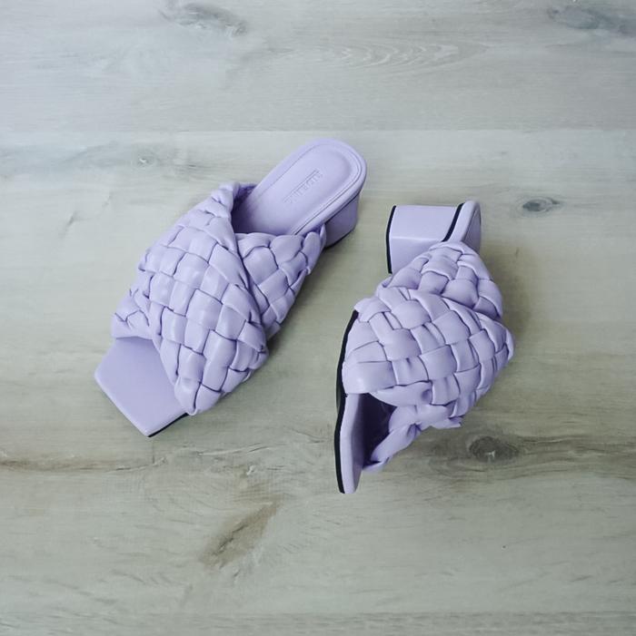 Naida Slipper Type II (Block Heels)
