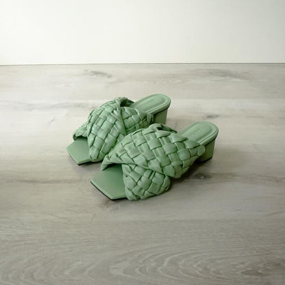 Naida Slipper Type II (Block Heels)