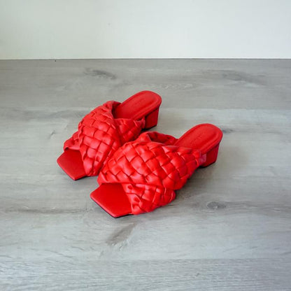 Naida Slipper Type II (Block Heels)