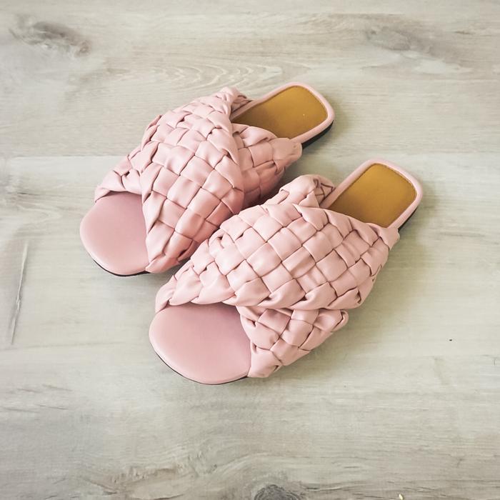Naida Slipper