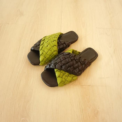 Naida Slipper