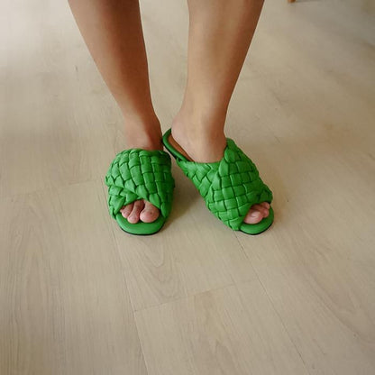 Naida Slipper